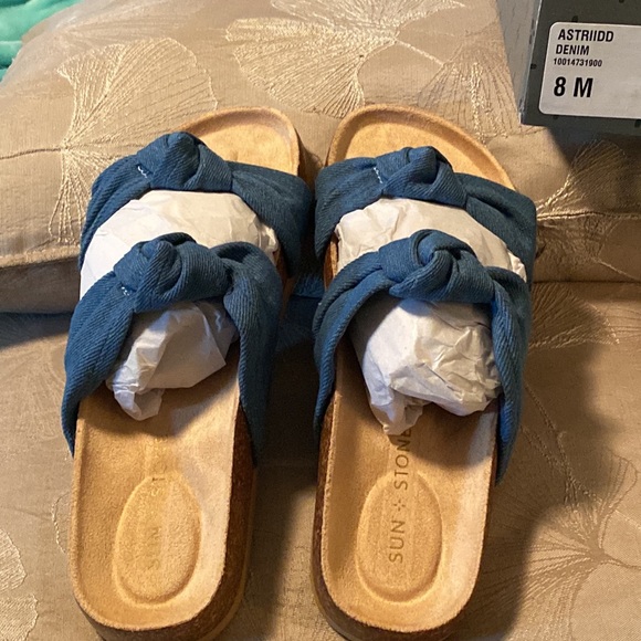 Sun + Stone Denim Sandals 8M women’s slides “Astridd” Denim - Picture 8 of 11